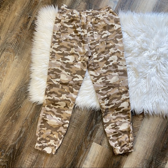Camo Joggers - Picture 3 of 6